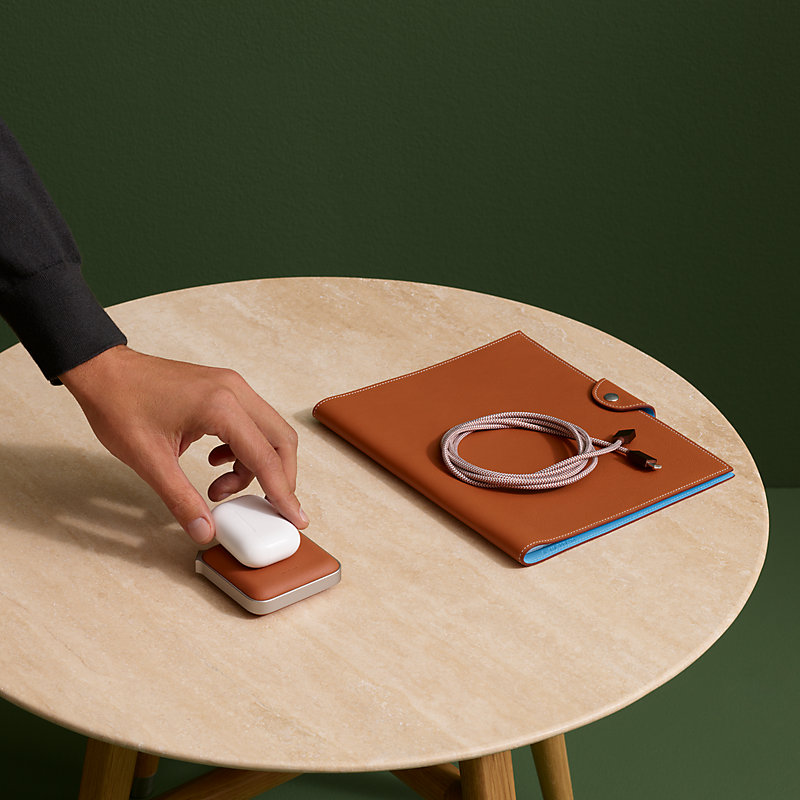 Volt'H Mini power bank | Hermès Belgium